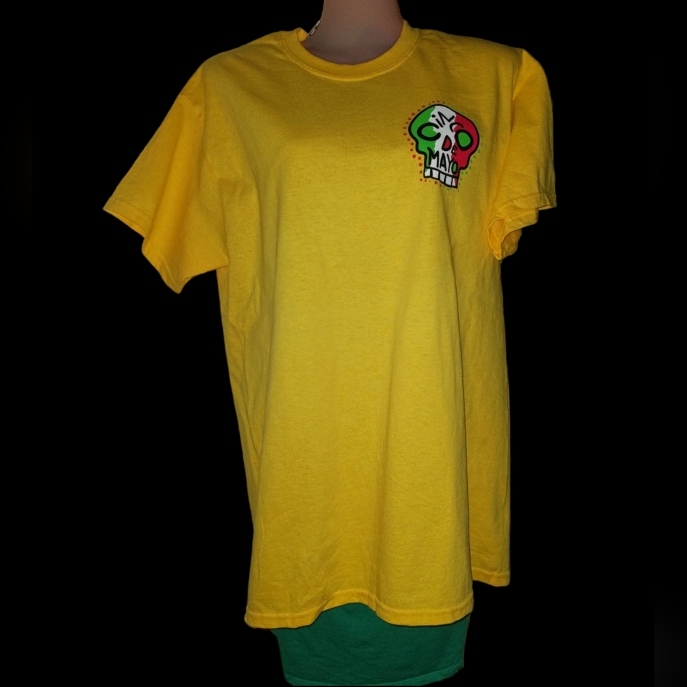 ❤️ CINCO DE MAYO Yee Shirt Gildan Med.